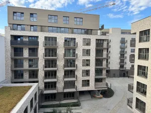 Pronájem bytu 1+kk, Brno, Bratislavská, 38 m2