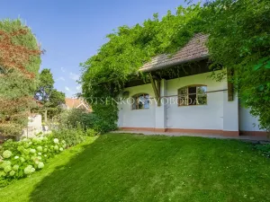 Prodej kanceláře, Křižanov, Benešovo náměstí, 530 m2