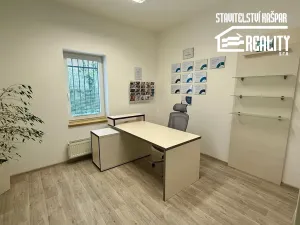 Pronájem obchodního prostoru, Chrudim, Obce Ležáků, 146 m2