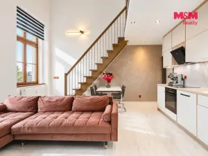 Prodej bytu 4+kk, Klatovy - Klatovy III, Husovo náměstí, 78 m2