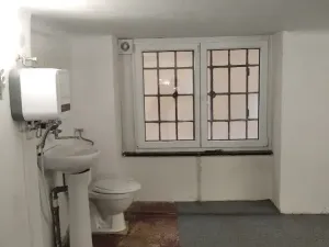 Pronájem obchodního prostoru, Brno, Průchodní, 59 m2