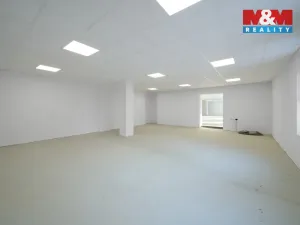 Pronájem obchodního prostoru, Hronov - Zbečník, 780 m2