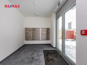 Pronájem bytu 2+kk, Hostivice, Cihlářská, 46 m2