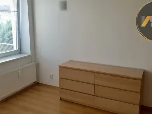 Prodej bytu 3+kk, Milovice, Topolová, 65 m2