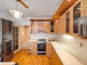 Prodej bytu 3+1, Ostrava, Slavíkova, 70 m2