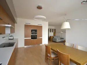 Pronájem bytu 3+kk, Brno, Majdalenky, 161 m2