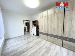 Pronájem bytu 2+1, Sokolov, Hornická, 52 m2