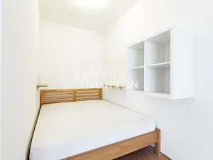 Pronájem bytu 1+kk, Praha - Stodůlky, Svitákova, 34 m2