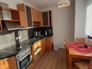Pronájem bytu 2+1, Luštěnice, 53 m2