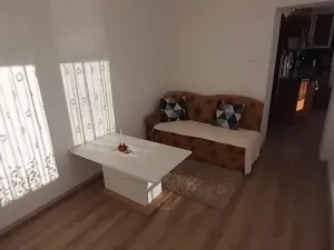 Pronájem bytu 2+1, Luštěnice, 53 m2