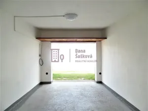 Pronájem garáže, Jindřichův Hradec, Jarošovská, 20 m2