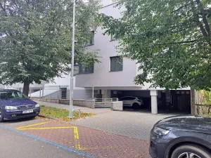 Prodej garážového stání, Brno, Táborská, 15 m2