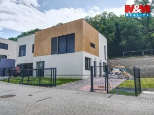 Pronájem bytu 1+kk, Praha, Pleštilova, 22 m2