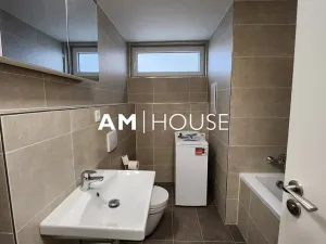 Pronájem bytu 2+kk, Praha - Vysočany, Smržových, 52 m2