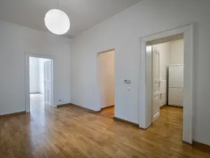 Pronájem bytu 2+kk, Praha - Holešovice, Komunardů, 47 m2