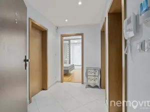 Pronájem bytu 2+kk, Praha - Libeň, Vojenova, 63 m2