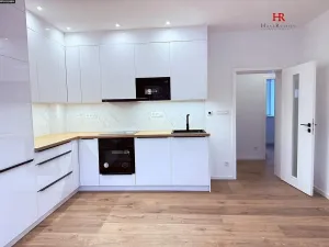 Pronájem bytu 3+kk, Benešov, Ulrichova, 61 m2