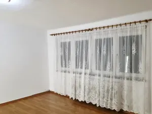 Pronájem bytu 3+1, Domažlice, náměstí Míru, 78 m2