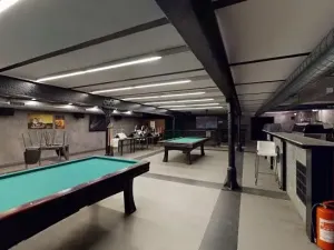 Prodej obchodního prostoru, Ostrava, 1. máje, 2054 m2