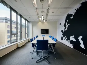 Pronájem kanceláře, Praha - Jinonice, Radlická, 1500 m2