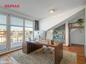 Prodej bytu 3+kk, Praha - Holešovice, Dobrovského, 107 m2