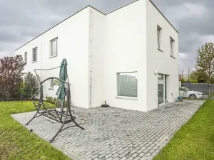 Pronájem rodinného domu, Praha - Slivenec, Malachitová, 115 m2