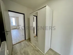 Pronájem bytu 1+kk, Brno, Bratislavská, 32 m2