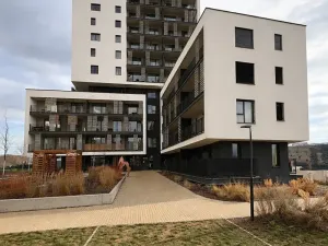 Pronájem bytu 1+kk, Praha - Modřany, Mezi vodami, 32 m2