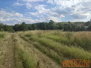 Prodej komerčního pozemku, Popovice, 8560 m2