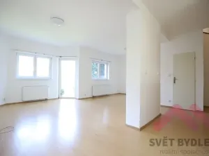 Pronájem rodinného domu, Vestec, Na Suchých, 142 m2