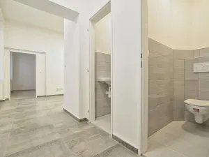 Pronájem kanceláře, Praha - Holešovice, Milady Horákové, 141 m2