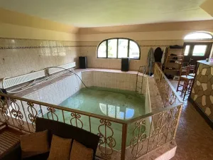 Pronájem kanceláře, Kynšperk nad Ohří, 600 m2