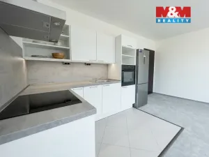 Prodej bytu 1+kk, Praha - Ruzyně, Stočesova, 32 m2