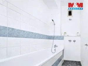 Pronájem bytu 1+1, Most, tř. Budovatelů, 36 m2