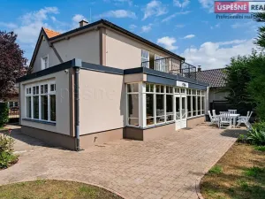 Prodej vily, Praha - Slivenec, Opálová, 282 m2