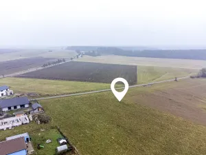 Prodej pozemku pro bydlení, Uhersko, 944 m2