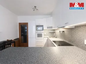 Prodej bytu 2+kk, Praha - Horní Měcholupy, Hornoměcholupská, 45 m2
