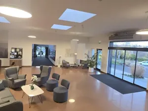 Pronájem bytu 1+kk, Praha - Jinonice, Peroutkova, 16 m2