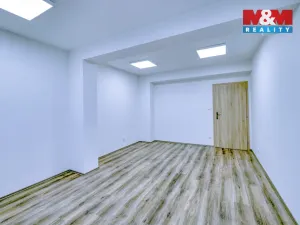 Pronájem kanceláře, Dobřany, Alšova, 61 m2