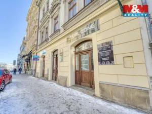 Pronájem obchodního prostoru, Plzeň - Vnitřní Město, Dominikánská, 36 m2