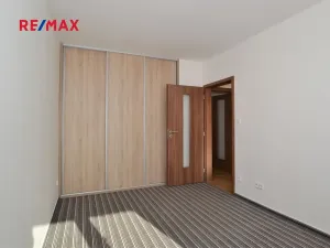 Pronájem bytu 2+kk, Plzeň, Vltavínová, 54 m2