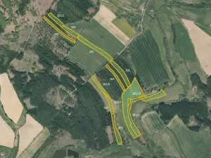 Prodej pole, Mlýny, 46939 m2