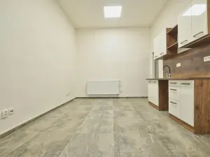 Pronájem kanceláře, Praha - Holešovice, Milady Horákové, 141 m2