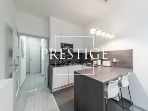 Pronájem bytu 2+1, Praha - Staré Město, Dlouhá, 60 m2