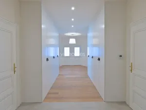 Pronájem bytu 3+kk, Praha - Vinohrady, náměstí Jiřího z Poděbrad, 137 m2