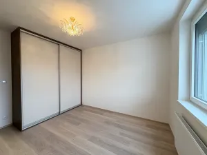 Pronájem bytu 2+kk, Praha, Čakovická, 55 m2