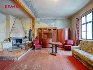 Prodej vícegeneračního domu, Úterý, 677 m2