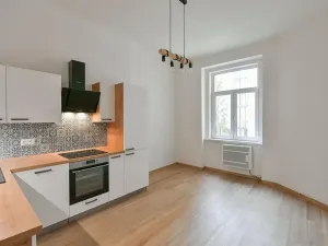 Pronájem bytu 3+kk, Praha - Vinohrady, Kolínská, 85 m2