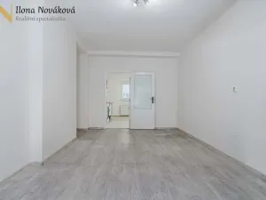 Prodej bytu 2+1, Praha - Kobylisy, Horňátecká, 57 m2