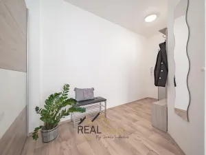 Pronájem bytu 3+kk, Brno, Tkalcovská, 74 m2